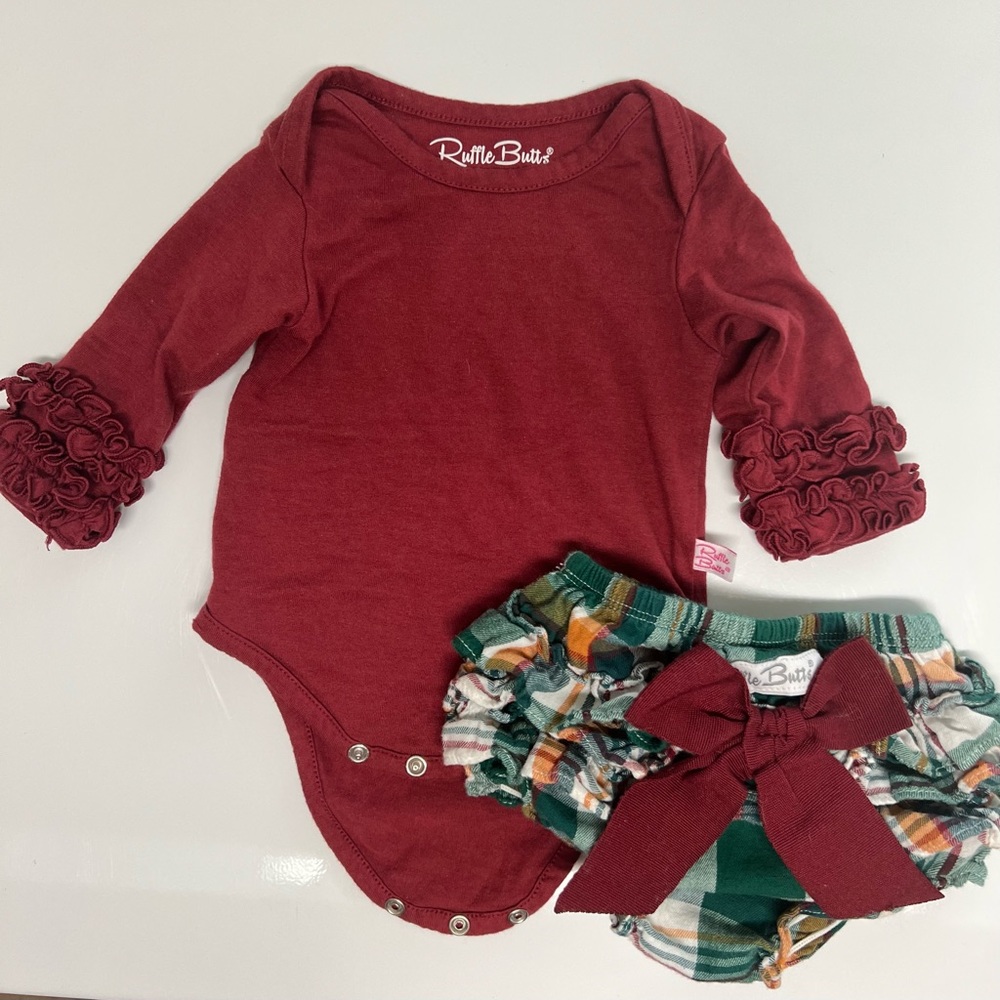 LAST CHANCE BEFORE DONATING Ruffle Butts bodysuit and bloomers